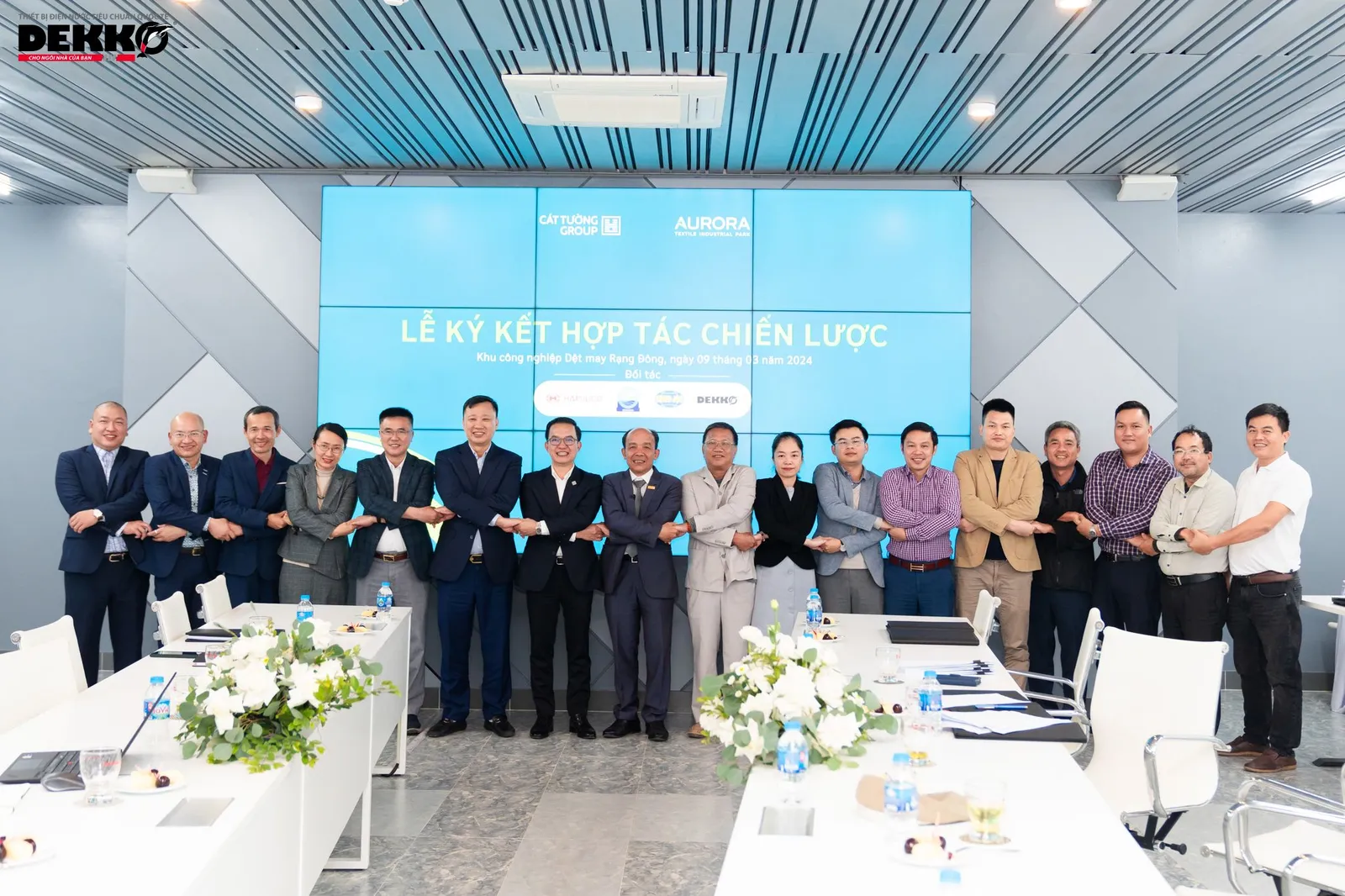 Lễ ký kết hợp tác chiến lược & hợp đồng cung cấp vật tư cấp thoát nước toàn khu công nghiệp dệt may Rạng Đông