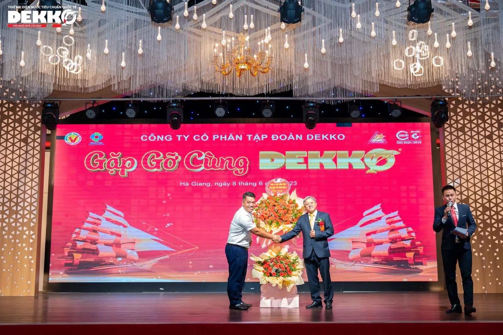Gặp gỡ khách hàng tại Hà Giang 2023