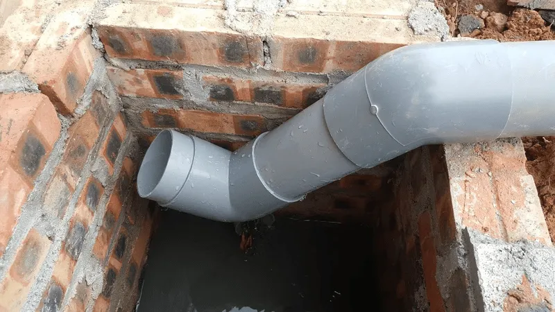 Xi phông hoạt động dựa trên cơ chế bình thông nhau giúp quá trình thoát nước và chất thải nhanh chóng và dễ dàng