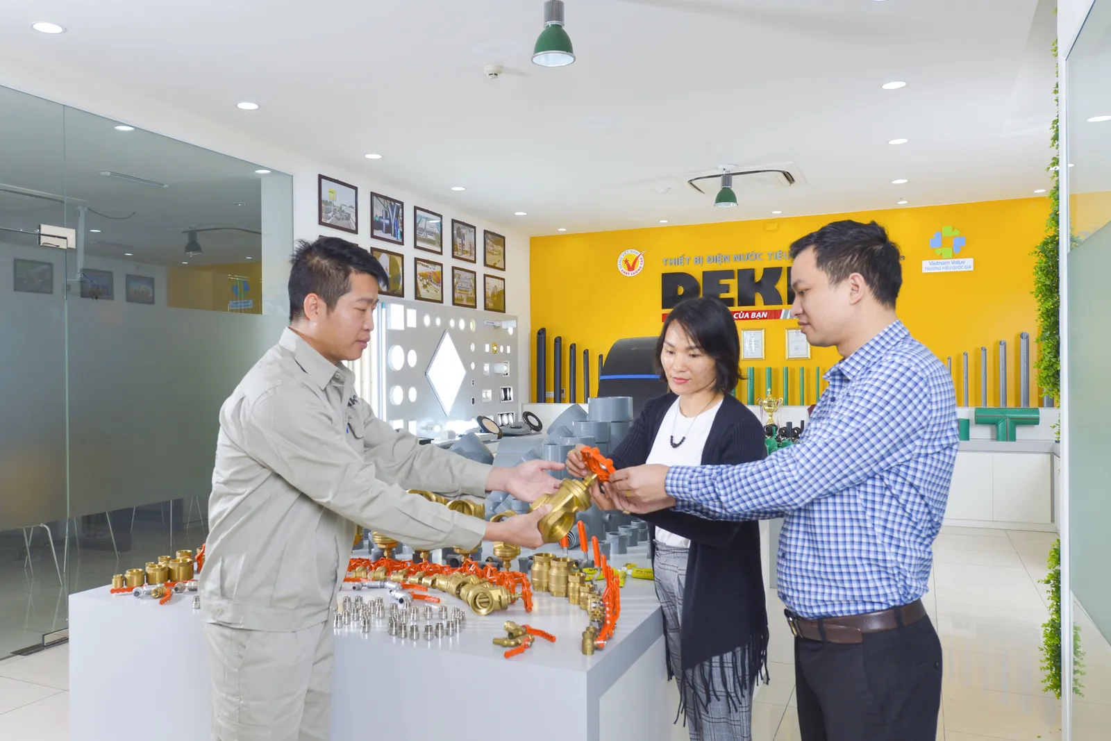 Van khóa nước là gì? Công dụng và cách sử dụng