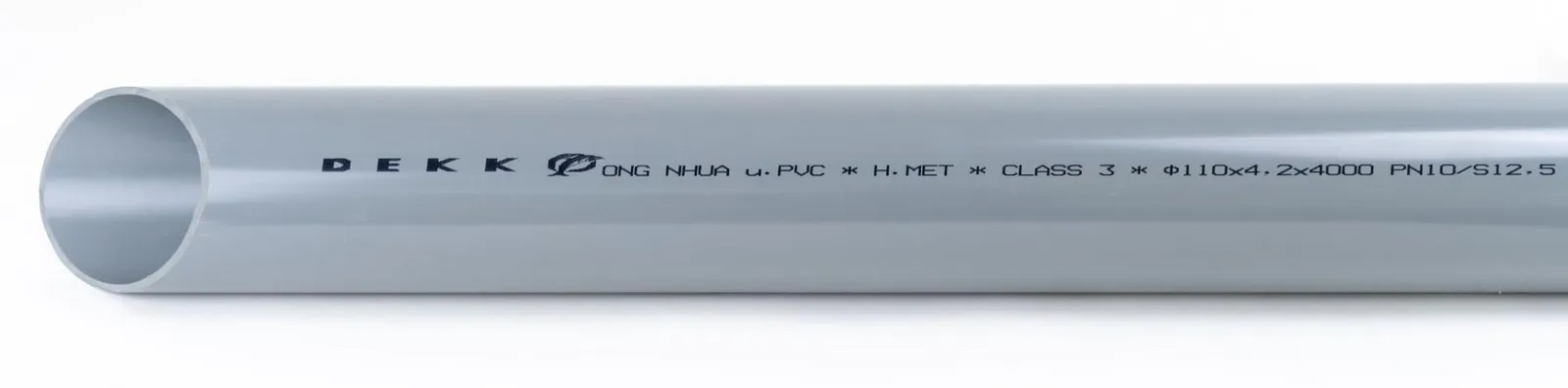 Ống nước uPVC phi 110 dùng làm hệ thống cấp nước cho khu dân cư 