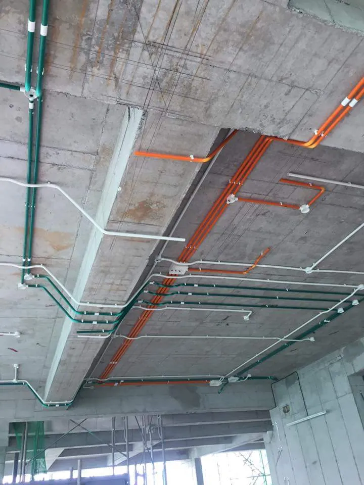Sau khi xác định vị trí ổ điện, bóng đèn bạn thiết kế hệ thống sơ đồ điện 