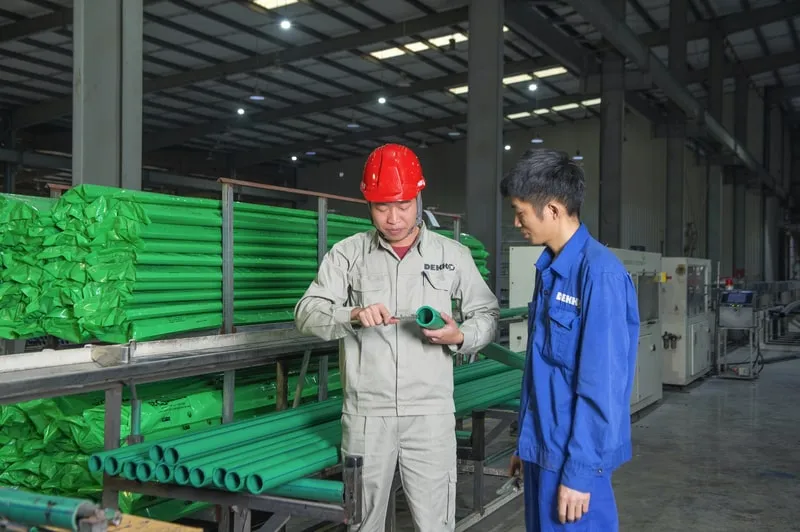 Ống PPR PN10 được sản xuất bằng dây chuyền hiện đại 